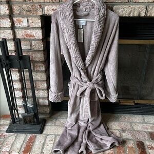 NWT Midnight by‎ Carole Hochman Plush Wrap Robe With tie Waist Women’s Size M
